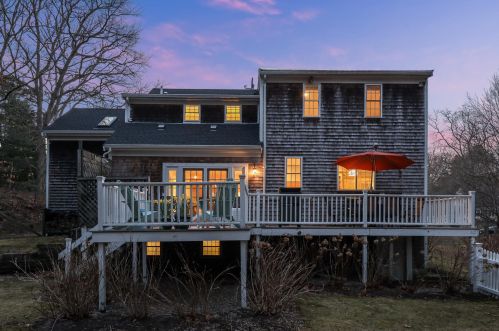 37 Briar Patch Rd, Osterville, MA 02655 exterior