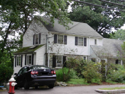 147 Brookline St, Newton, MA 02467 exterior