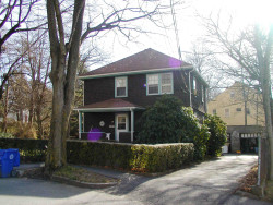 17 Anita Cir, Newton, MA 02468 exterior