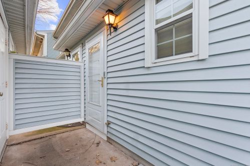 207 Misty Meadow Ln, Wapping, CT 06074 exterior
