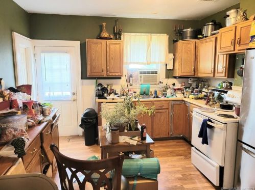 24 Holbrook St, Ansonia, CT 06401 exterior