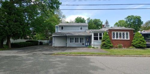 92 Felix St, Chicopee, MA 01020 exterior