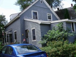 7 Crescent Sq, Newton, MA 02458 exterior