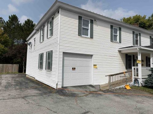 141 Main St, Colebrook, NH 03576 exterior