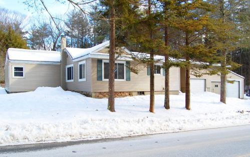 27 Francestown Tpke, Mont-Vernon, NH 03057 exterior