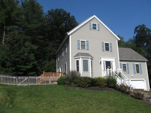 5 Penny Ln, Townsend, MA 01469 exterior