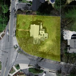 404 Chestnut St, Newton, MA 02468 aerial view