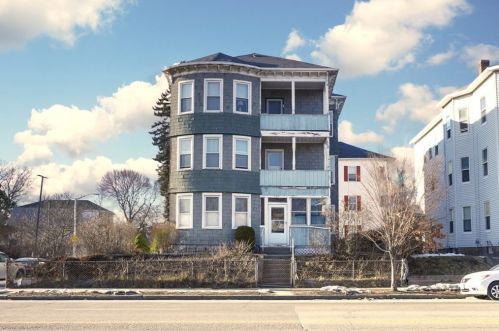 488 Park Ave, Worcester, MA 01610 exterior