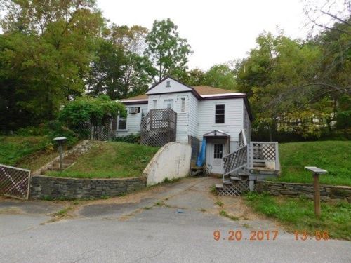 26 Litchfield St, Springfield, VT 05156 exterior