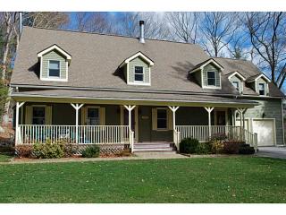 109 Thomas Leighton Blvd, Cumberland, RI 02864 exterior