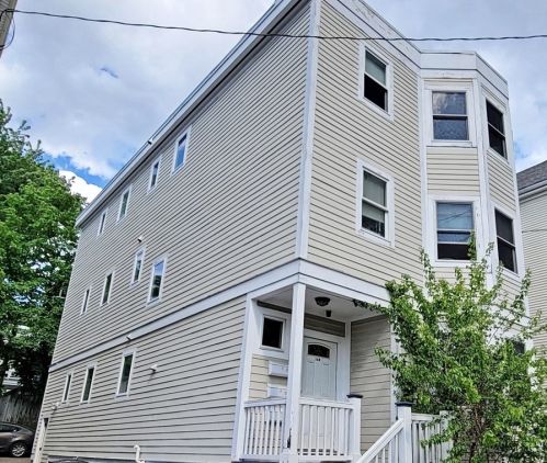 164 Boylston St, Roxbury-Xing, MA 02116 exterior
