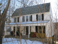 22 Florence Ct, Newton, MA 02460 exterior