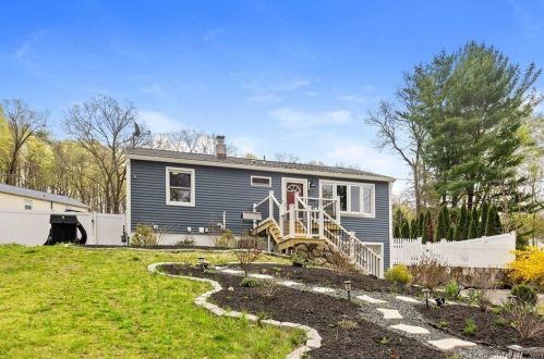22 Maple Avenue Ext, Bethel, CT 06801 exterior