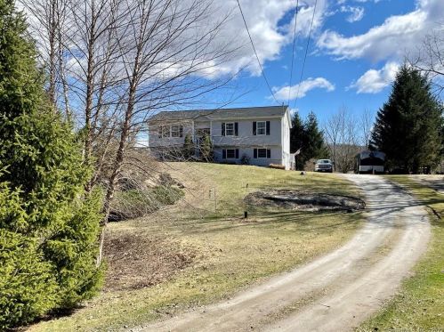 26 Newton Rd, Gaylordsville, CT 06755 exterior