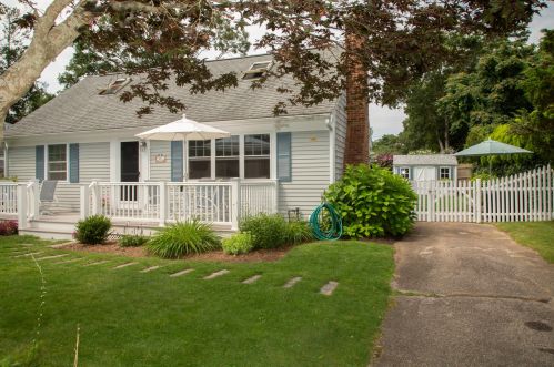 51 Gleason Ave, Yarmouth, MA 02673 exterior