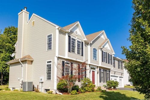 25 Annello Way, Middletown, CT 06457 exterior