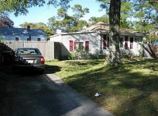 61 Wayne St, Warwick, RI 02889 exterior