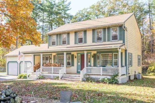 37 Westfall Rd, Pelham, NH 03076 exterior