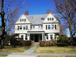 25 Sewall St, Newton, MA 02465 exterior