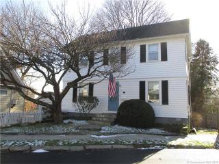 9 Plymouth Ct, Milford, CT 06460 exterior