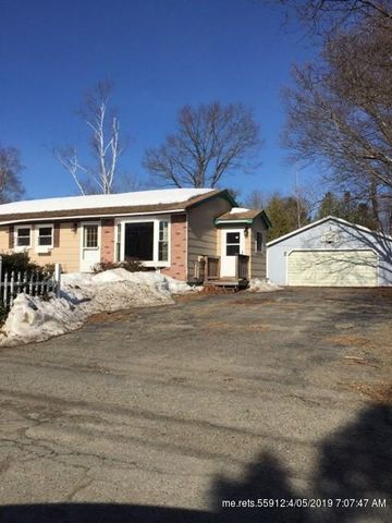 74 Vermont St, Millinocket, ME 04462 exterior