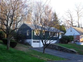 19 Rockmeadow Rd, Norwalk, CT 06850 exterior