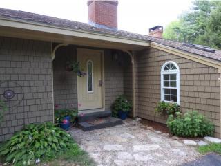 107 Patterson Hill Rd, Henniker, NH 03242 exterior