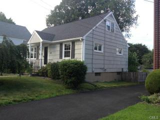 44 Sheppard St, Stratford, CT 06614 exterior