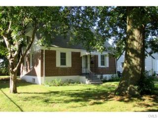 496 Reitter St, Stratford, CT 06614 exterior