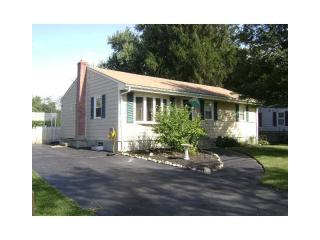 309 Samuel Gorton Ave, Warwick, RI 02889 exterior