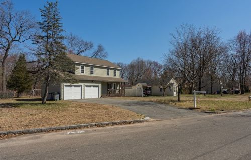 101 Stuart St, Springfield, MA 01119 exterior