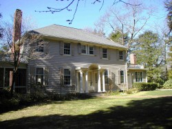 133 Bigelow Rd, Newton, MA 02465 exterior