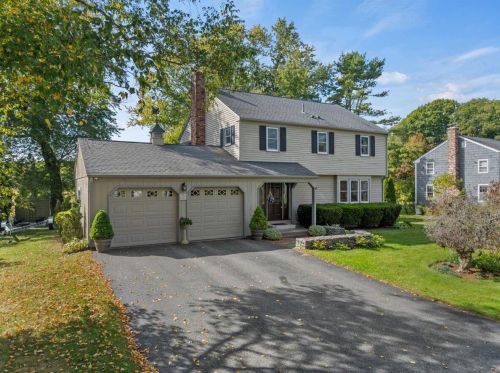 19 Olde Colony Ln, Cape-Elizabeth, ME exterior