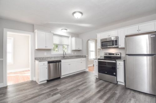 940 Carew St, Springfield, MA 01104 exterior