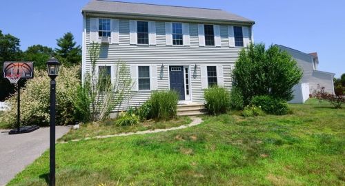 1014 Dighton Woods Cir, Dighton, MA 02715 exterior