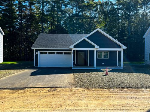 25 Neptune Dr, Brunswick, ME 04011 exterior