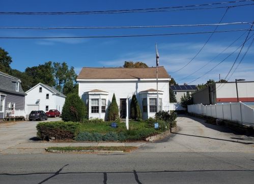 6 Slater St, Webster, MA 01570 exterior