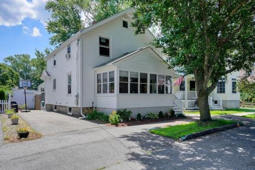 19 Riverside St, Danvers, MA 01923 exterior