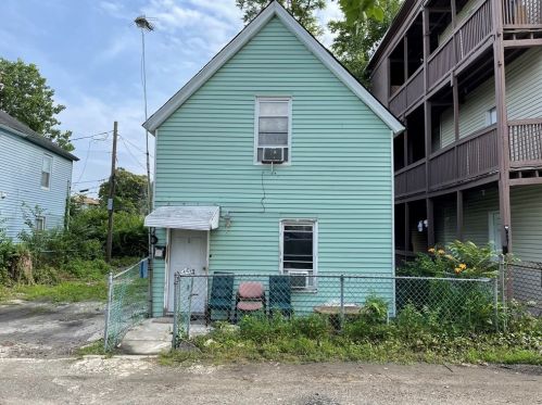 1 Mason Ct, Worcester, MA 01610 exterior