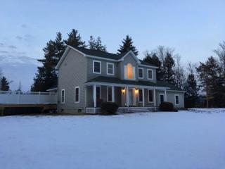 3 Alexzis Rd, Fairfax, VT 05454 exterior