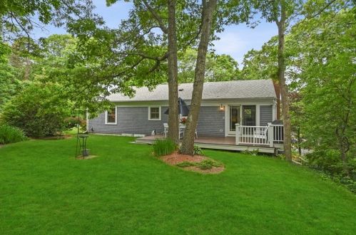 10 Deacons Path, Sandwich, MA 02563 exterior