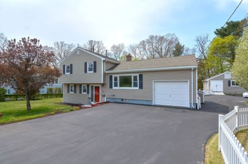 12 Towle Rd, Walpole, MA 02081 exterior