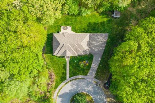 6 Martin Rd, Middleton, MA 01949 exterior