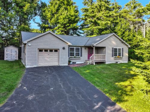 11 Nottingham Rd, Randolph, ME 04346 exterior