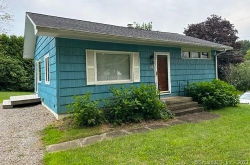 44 Lathrop Rd, Quaker-Hill, CT 06375 exterior