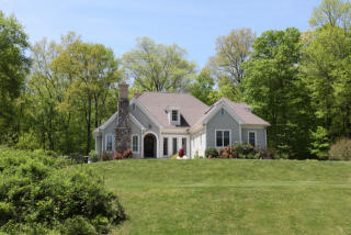 8 Cloverleaf Farm, Sherman, CT 06784 exterior