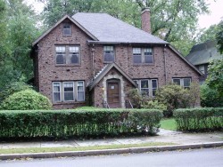 792 Chestnut St, Newton, MA 02468 exterior