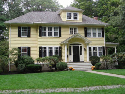 71 Avalon Rd, Newton, MA 02468 exterior