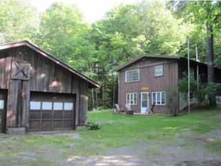 891 Sheldon Hill Rd, Wardsboro, VT 05355 exterior
