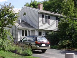 20 Edgewater Park, Newton, MA 02466 exterior